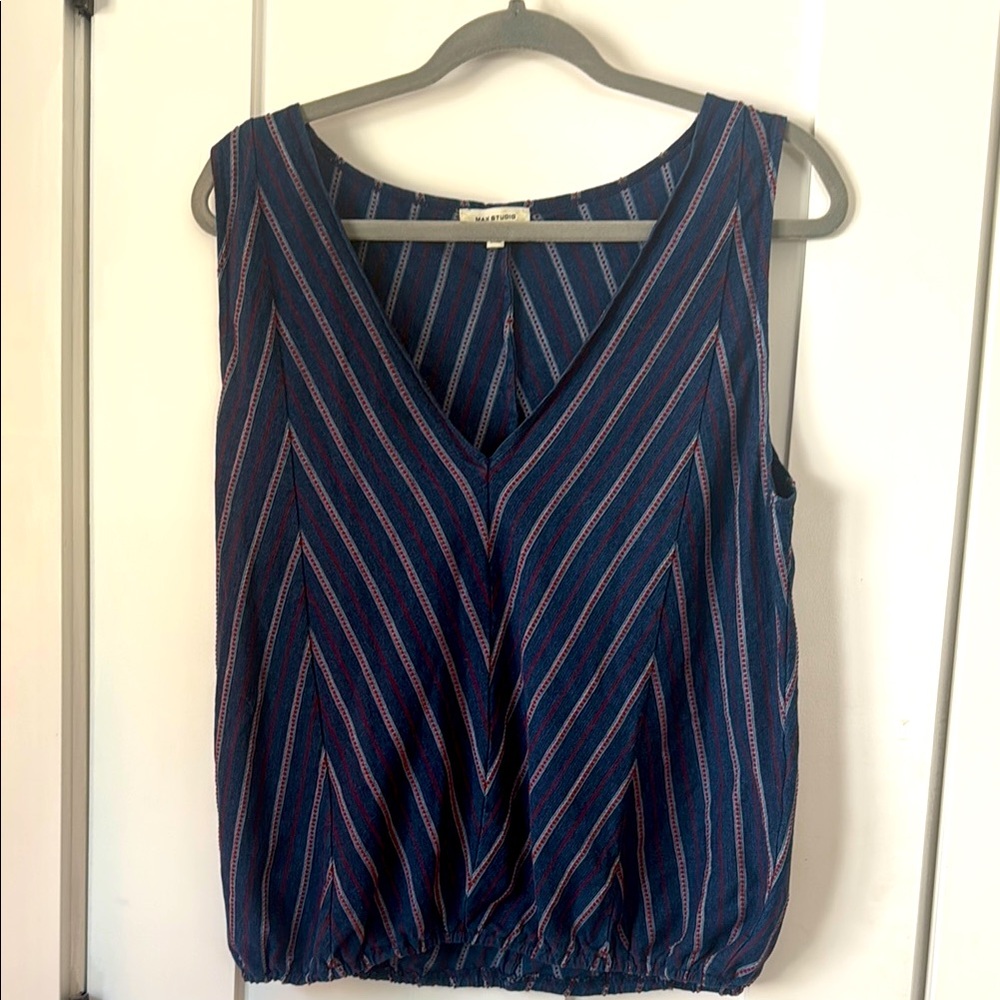 Max Studio Blue & Red Striped Sleeveless Blouse – Size M | Stretch Hem